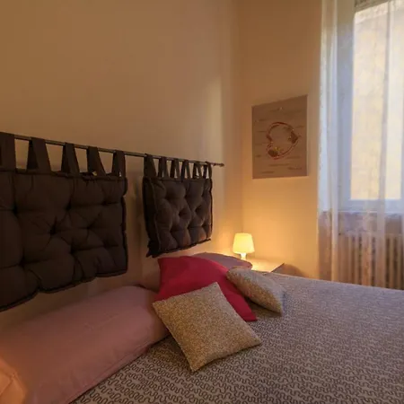 Privata A 20 Metri Dal Mare 게스트하우스 *